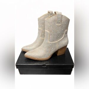 Champagne Rhinestone Western Style Ankle Boots Size 7.5 New In Box